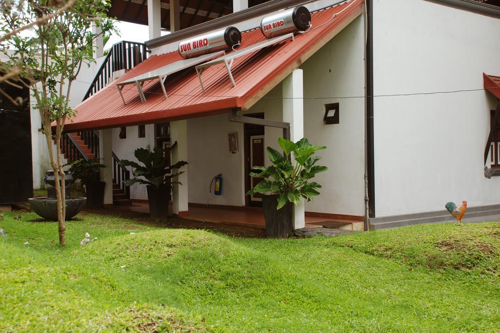 The Triangle Hotel Anuradhapura Luaran gambar