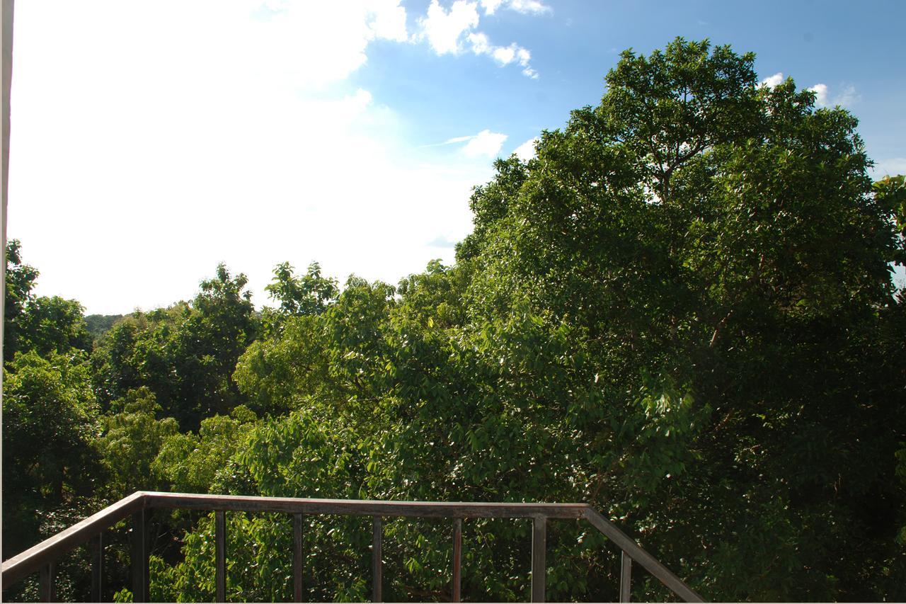 The Triangle Hotel Anuradhapura Luaran gambar